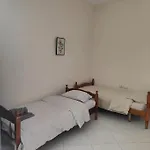 Apartment Bright Guest 15 Min By Bus To Center