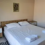 Apartment Bright Guest 15 Min By Bus To Center
