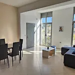 Bright Guest 15 Min By Bus To Center Tirana