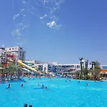 Apartment Bright Guest 15 Min By Bus To Center *
