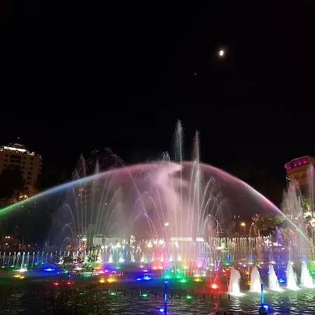 Bright Guest 15 Min By Bus To Center Apartamento