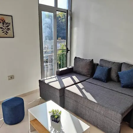 Apartment Bright Guest 15 Min By Bus To Center