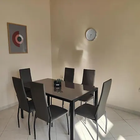 Bright Guest 15 Min By Bus To Center Tirana