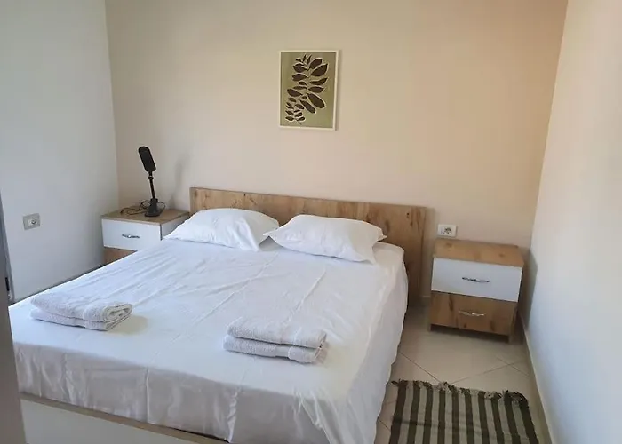 Bright Guest 15 Min By Bus To Center *