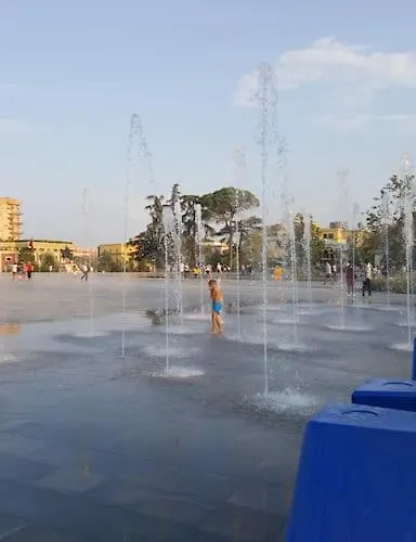 Апартаменты Bright Guest 15 Min By Bus To Center *