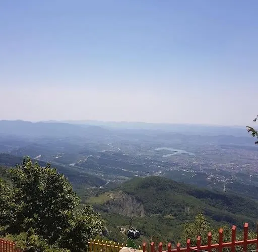 Bright Guest 15 Min By Bus To Center Апартаменты