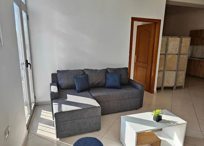 Apartamento Bright Guest 15 Min By Bus To Center